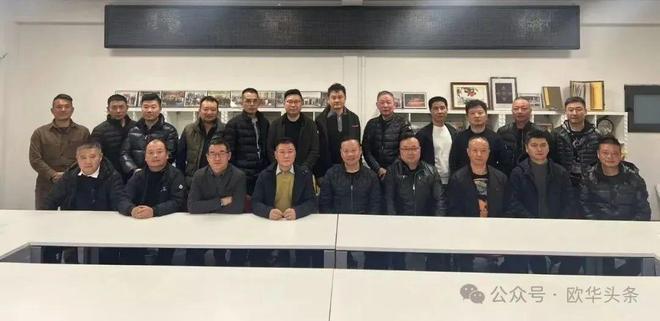乐鱼体育app-佛罗伦萨召开紧急会议，商讨阵容调整的简单介绍